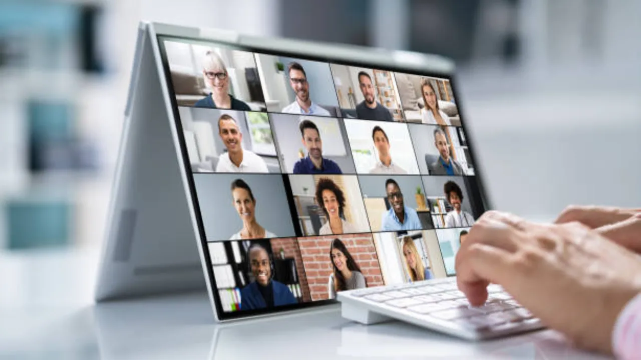 2-in-1 tablet-laptop