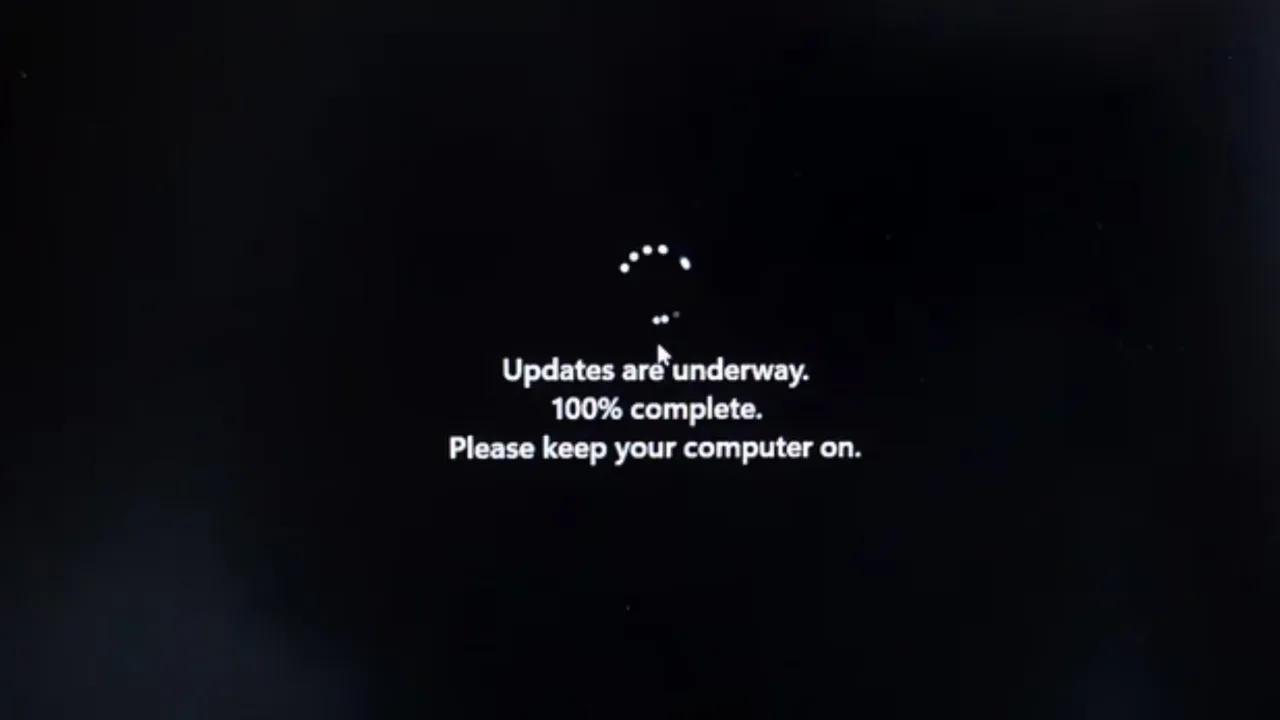 Screen shows Windows updates installation.