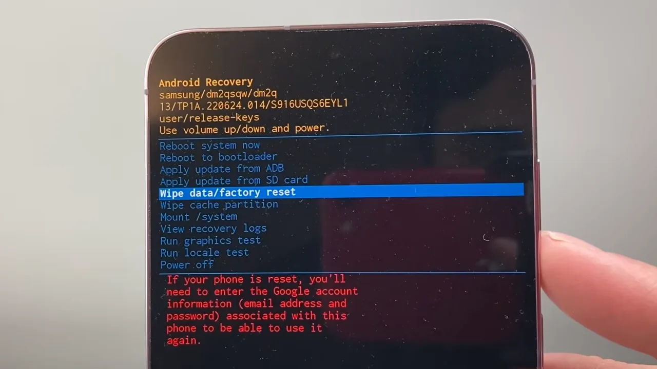 Wipe data_factory reset option is selected in recovery mode screen.